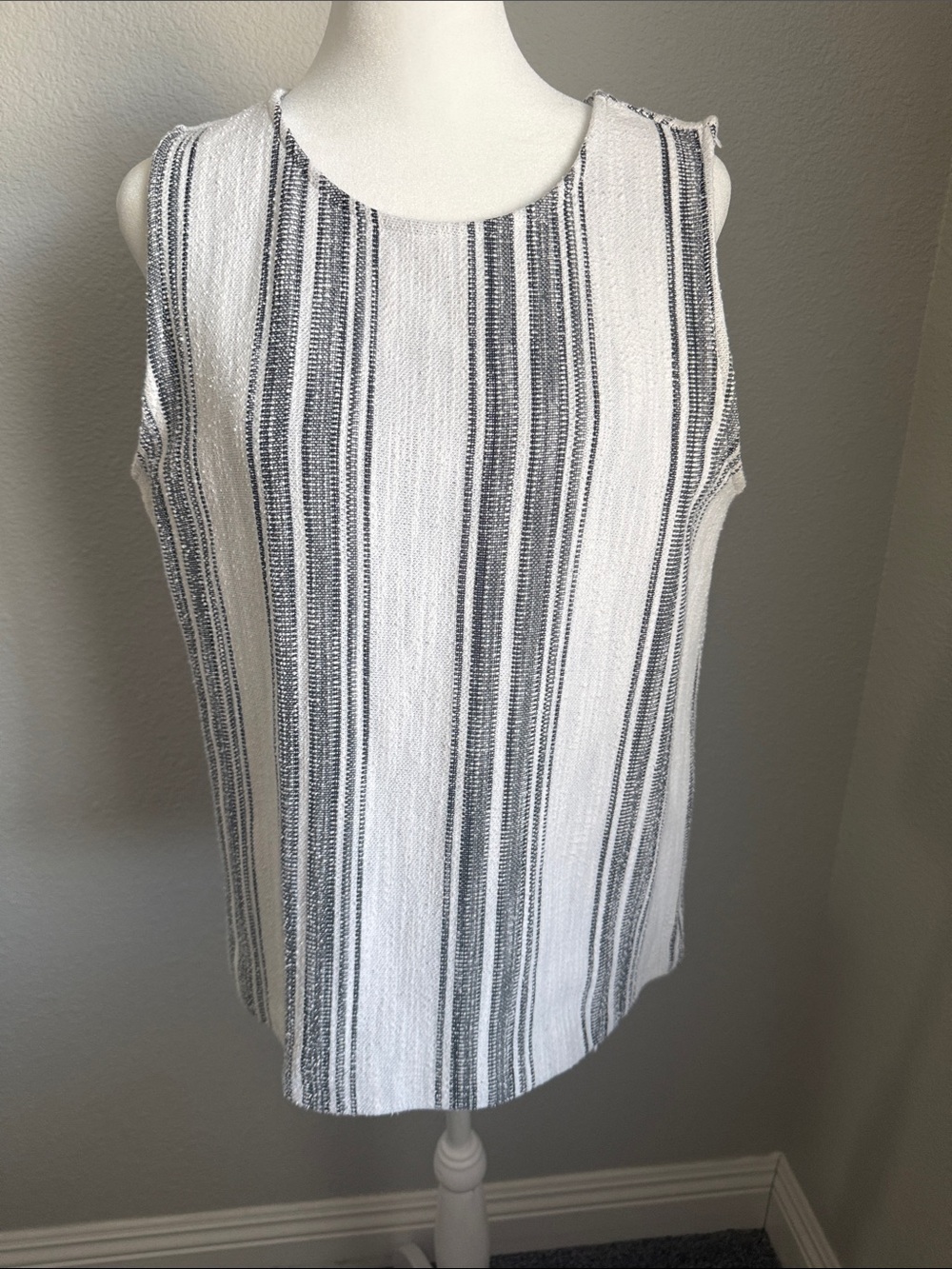 Ann Taylor White and Black Vertical Stripe Tweed Tank